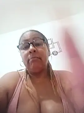 Afroditabichota online show from 11.29.25