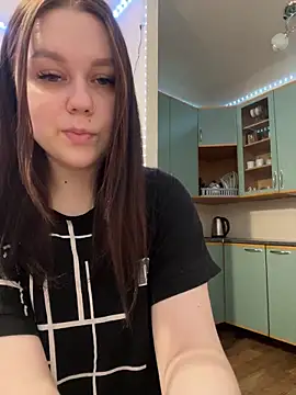 Marylallka5 online show from 01.13.25