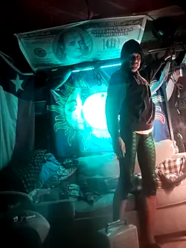 Gillygilly76 online show from 02.24.26