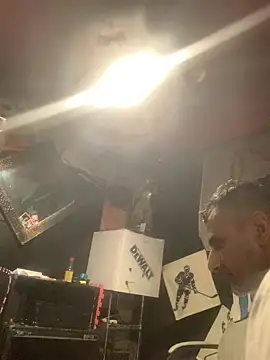 Gillygilly76 online show from 03.11.26