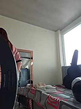 valery mora online show from 09.29.25