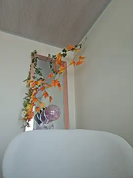 valery mora online show from 04.18.26