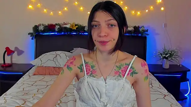Snapshot of Lolly_Haze chatting on 01.10.25 Lolly Haze online show from 01.10.25