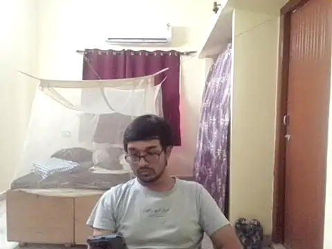 THE NAKED BOY online show from 05.10.26