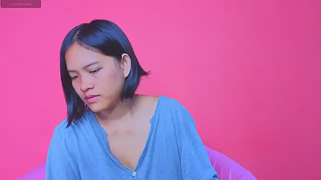 Natsu   online show from 12.05.24