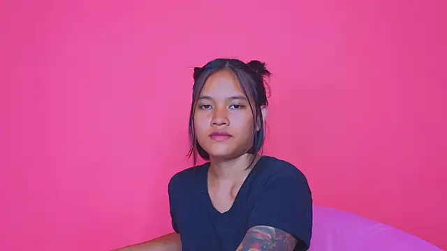 Natsu   online show from 12.11.24