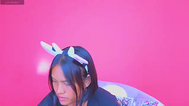 Natsu   online show from 01.17.25