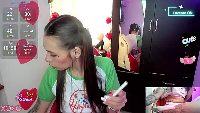 Snapshot of sweetlittlelisa chatting on 02.25.26 sweetlittlelisa online show from 02.25.26