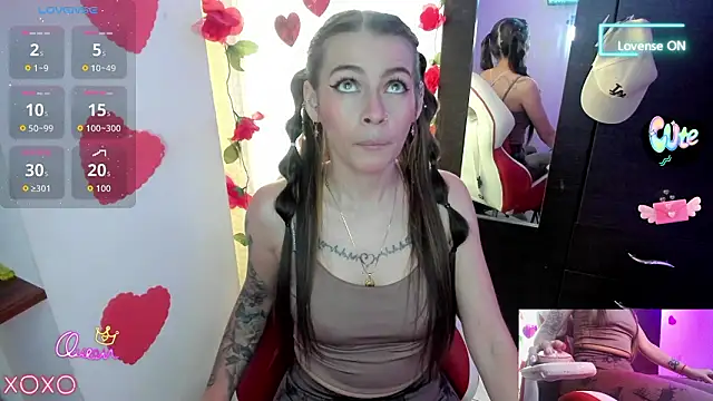 Snapshot of sweetlittlelisa chatting on 02.27.26 sweetlittlelisa online show from 02.27.26