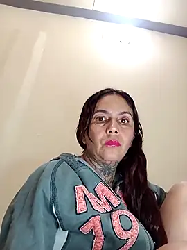 Dakary hot online show from 10.02.25