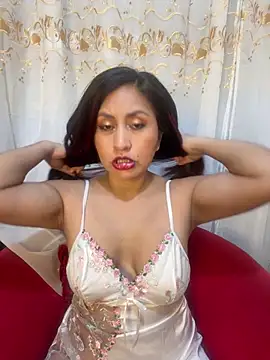 MonicaMoret online show from 01.12.26