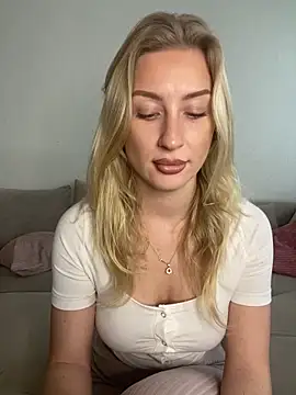 belle98 online show from 12.18.25