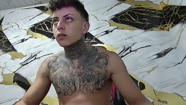 Kevin22 222 online show from 01.04.25