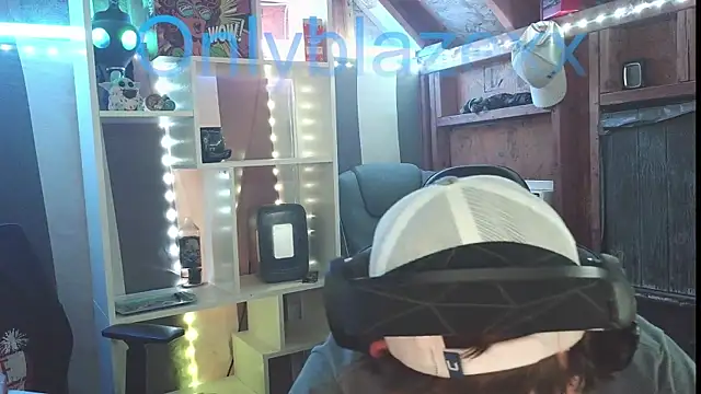 Snapshot of OnlyBlazexx chatting on 01.09.26 OnlyBlazexx online show from 01.09.26