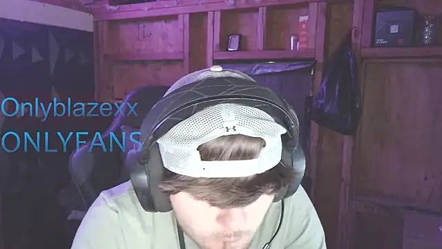 Snapshot of OnlyBlazexx chatting on 02.13.26 OnlyBlazexx online show from 02.13.26