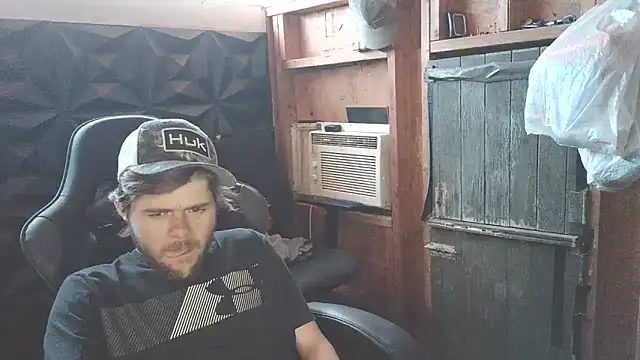 Snapshot of OnlyBlazexx chatting on 03.15.26 OnlyBlazexx online show from 03.15.26