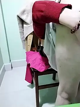 Luxcute286 online show from 02.22.25