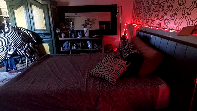 RawRyder8 online show from 10.06.25