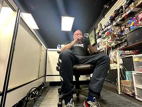 RawRyder8 online show from 11.11.25