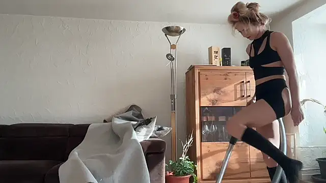 Snapshot of missdaisydiamond777 chatting on 02.02.26 missdaisydiamond777 online show from 02.02.26