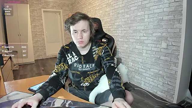 iliaskrislove online show from 03.12.25