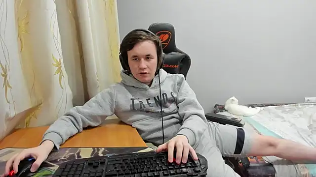 iliaskrislove online show from 04.19.26