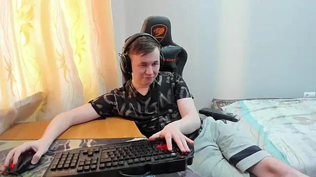 iliaskrislove online show from 04.28.26