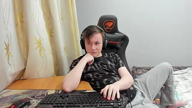 iliaskrislove online show from 06.10.26