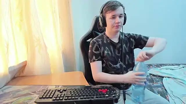 iliaskrislove online show from 06.12.26