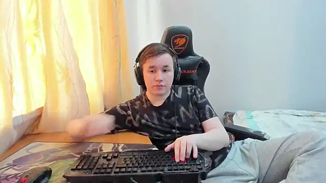 iliaskrislove online show from 06.14.26