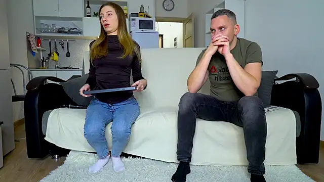 Snapshot of littlesweettifany chatting on 11.11.25 littlesweettifany online show from 11.11.25