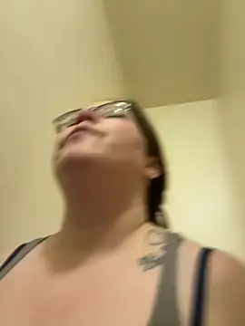 FreakNastyLacie online show from 02.25.25