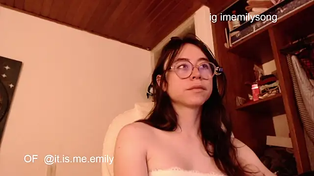 emily pearl  online show from 03.19.26