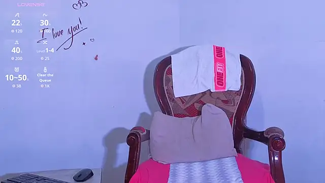 Snapshot of Anto055 chatting on 09.20.25 Anto055 online show from 09.20.25