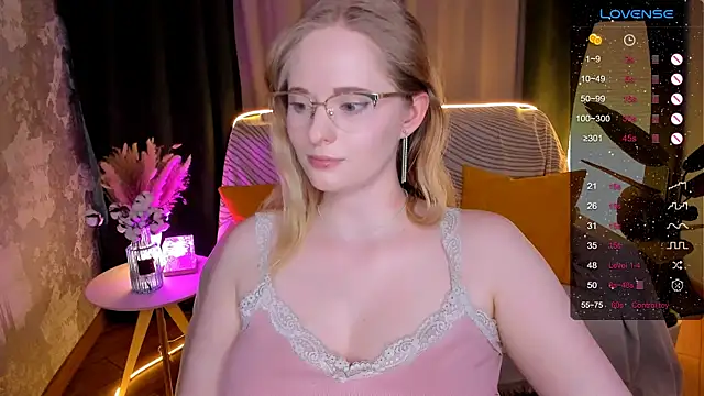 Aemilia  online show from 02.15.26