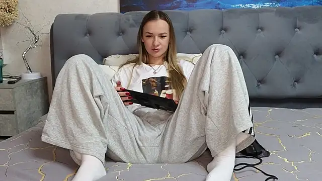 Strip-Lady online show from 12.01.25