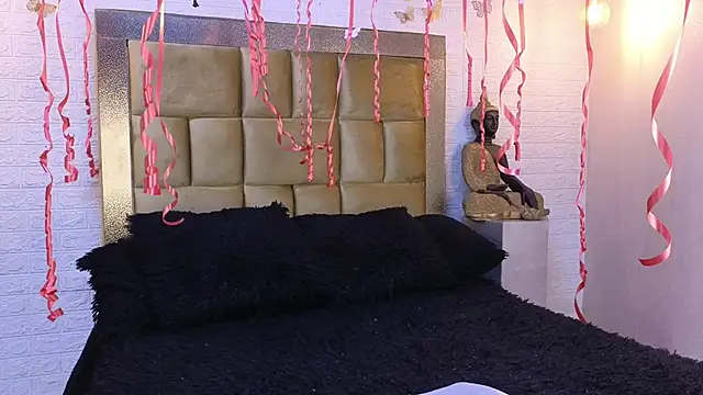 ximenawilliamss online show from 11.15.25