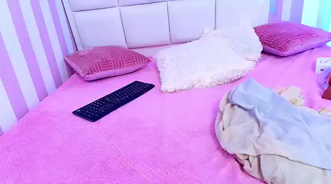 Snapshot of Barbara_honey chatting on 03.22.25 Barbara honey online show from 03.22.25