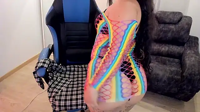 Snapshot of Barbara_honey chatting on 10.25.25 Barbara honey online show from 10.25.25