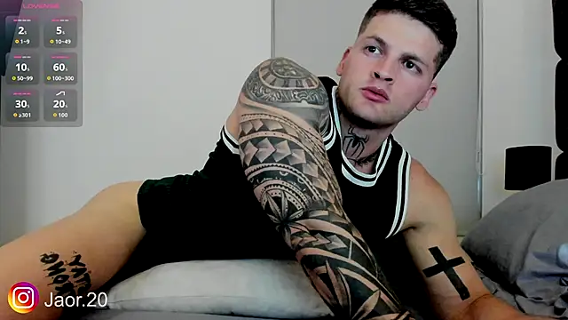 Snapshot of Jaor_owens20 chatting on 10.17.25 Jaor owens20 online show from 10.17.25