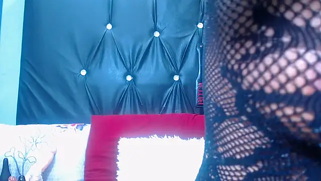 spicydiver38 online show from 11.12.25