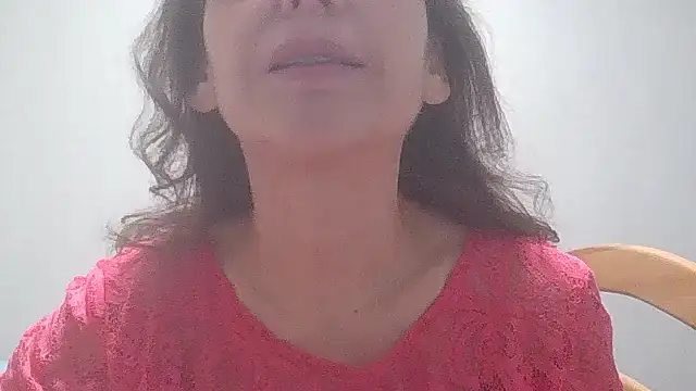 Snapshot of HollyJewel chatting on 12.06.24 HollyJewel online show from 12.06.24