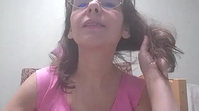 Snapshot of HollyJewel chatting on 01.28.25 HollyJewel online show from 01.28.25