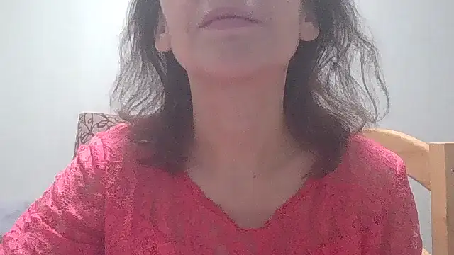 Snapshot of HollyJewel chatting on 02.07.25 HollyJewel online show from 02.07.25