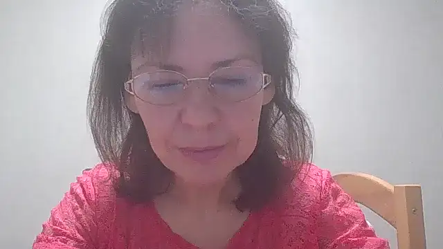 Snapshot of HollyJewel chatting on 02.10.25 HollyJewel online show from 02.10.25