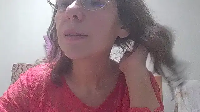 Snapshot of HollyJewel chatting on 02.13.25 HollyJewel online show from 02.13.25