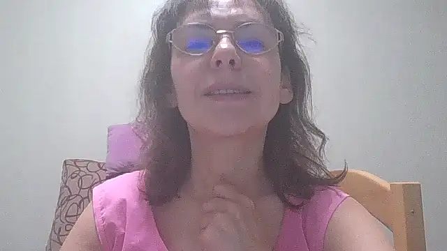 Snapshot of HollyJewel chatting on 02.25.25 HollyJewel online show from 02.25.25