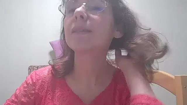 Snapshot of HollyJewel chatting on 03.03.25 HollyJewel online show from 03.03.25