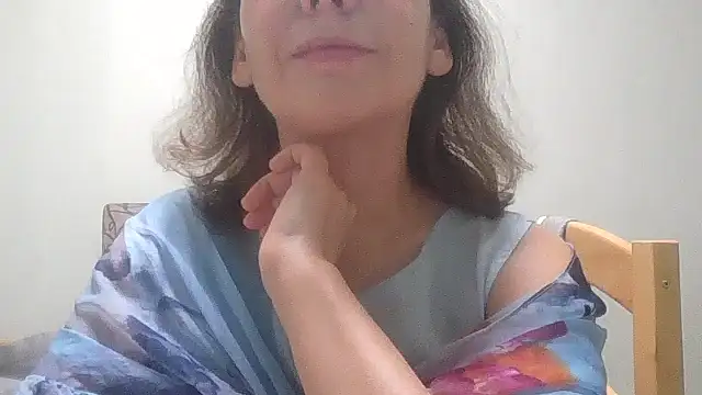 Snapshot of HollyJewel chatting on 12.01.25 HollyJewel online show from 12.01.25