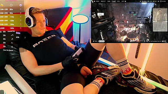 Snapshot of Fuc71 chatting on 02.04.26 Fuc71 online show from 02.04.26